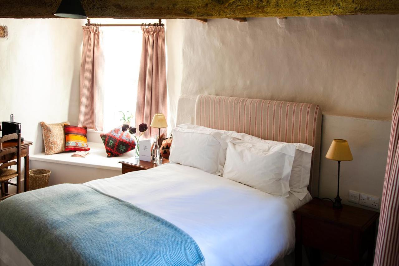 The Lamb Inn Shipton under Wychwood Экстерьер фото
